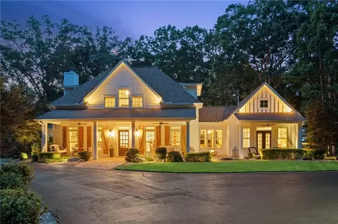 151 Abbey Hill Rd, Suwanee, GA 30024