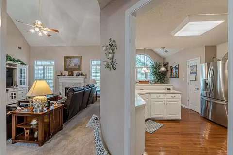 Entry Way - 212 Rustico Ct, Mcdonough, GA 30253 photo 3 of 8