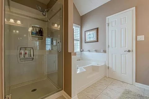 Bath - 212 Rustico Ct, Mcdonough, GA 30253 photo 2 of 7