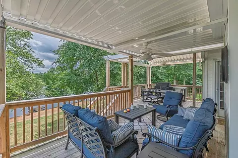 Exterior - 212 Rustico Ct, Mcdonough, GA 30253 photo 8 of 13