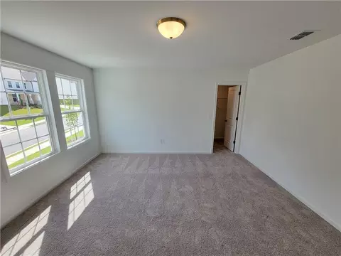 Bedroom - 389 Silverleaf Trl, Bethlehem, GA 30620 photo 6 of 10