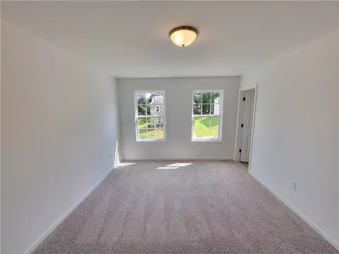 Bedroom - 389 Silverleaf Trl, Bethlehem, GA 30620 photo 9 of 10