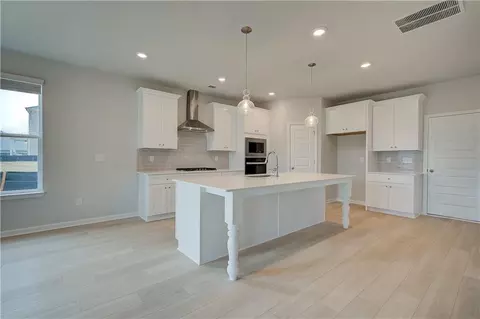 Kitchen - 428 Hatcher Ct, Hampton, GA 30228 photo 3 of 4