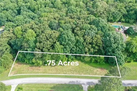 3614 Creekstone Dr, Gainesville, GA 30506