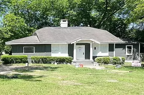 925 Mercedes St, Albany, GA 31705