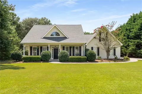 307 Ivy Vale Ct, Tyrone, GA 30290