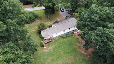 15756 Hopewell Rd, Alpharetta, GA 30004