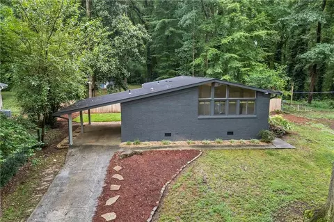 1144 Greenbriar Cir, Decatur, GA 30033