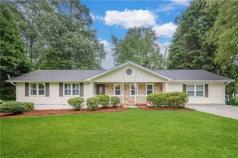 3424 Twin Village Ln, Snellville, GA 30039