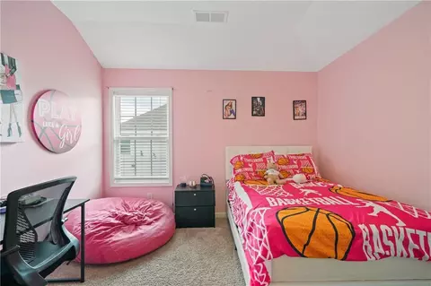 Bedroom - 105 E River Cane Run, Perry, GA 31069 photo 5 of 9