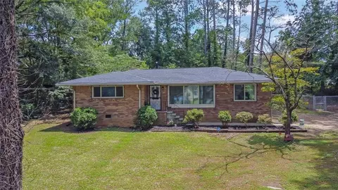6361 Dodgen Rd SW, Mableton, GA 30126