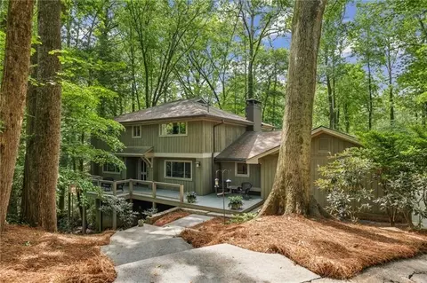 1050 Mountain Creek Trl, Atlanta, GA 30328