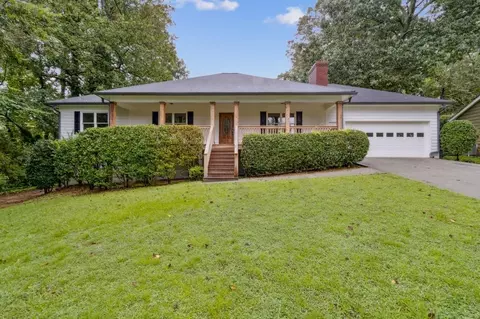 5557 Pinedale Cir, Sugar Hill, GA 30518