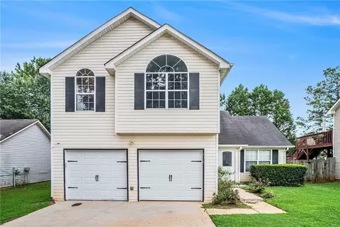 6239 Mathews Dr, Lithonia, GA 30058