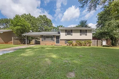 8766 Homewood Ct, Riverdale, GA 30274