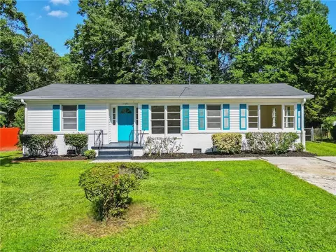 6364 Arthur Dr, Lithia Springs, GA 30122