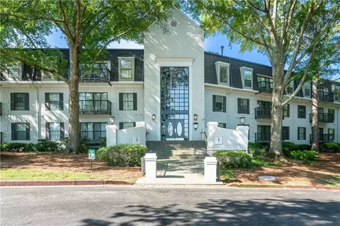 1105 Pine Heights Dr NE, Atlanta, GA 30324