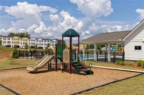 View/Area - 1412 Creekside Cir NW, Atlanta, GA 30318 photo 1 of 2