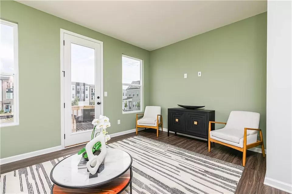 Living - 1412 Creekside Cir NW, Atlanta, GA 30318 photo 1 of 2