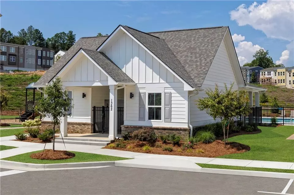 Other - 1412 Creekside Cir NW, Atlanta, GA 30318 photo 4 of 11