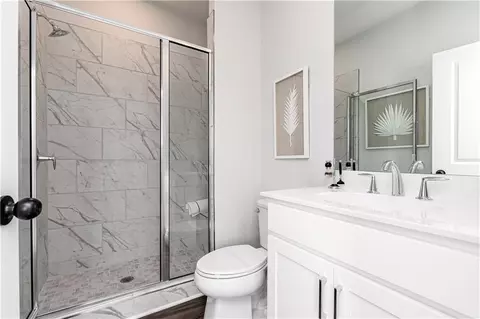 Bath - 1412 Creekside Cir NW, Atlanta, GA 30318 photo 1 of 3