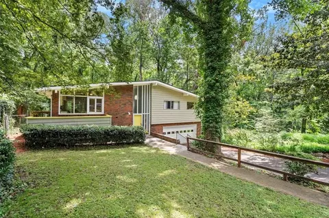 595 Collier Ridge Dr NW, Atlanta, GA 30318