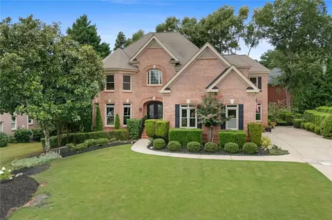 5470 Buck Hollow Dr, Alpharetta, GA 30005