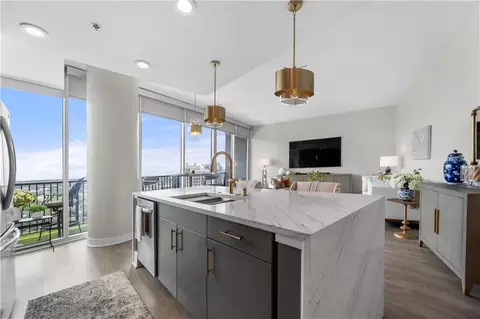1080 Peachtree St NE #3309, Atlanta, GA 30309