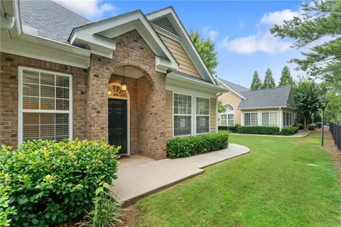 3106 Village Ln, Roswell, GA 30075