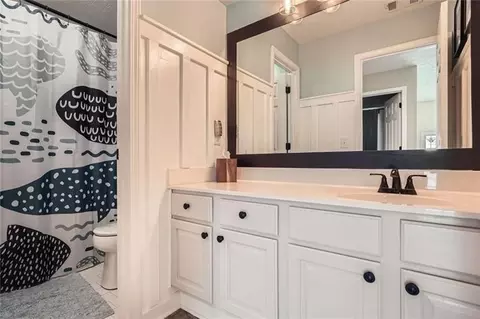 Bath - 2400 Compton Pl, Suwanee, GA 30024 photo 5 of 5