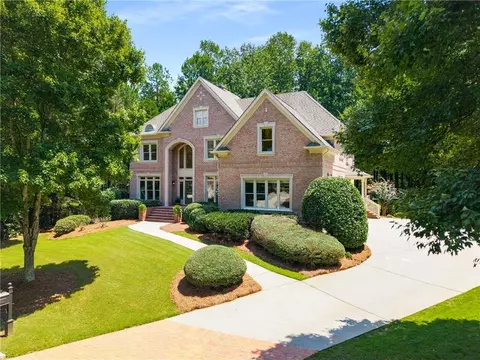 790 Vista Bluff Dr, Johns Creek, GA 30097