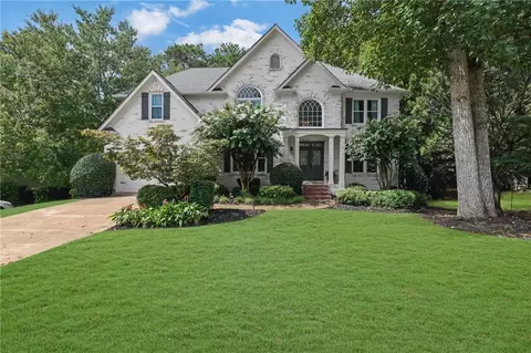 1011 Fairecroft Ct, Suwanee, GA 30024