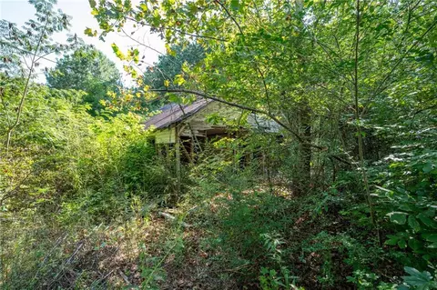 496 Flat Woods Rd, Calhoun, GA 30701
