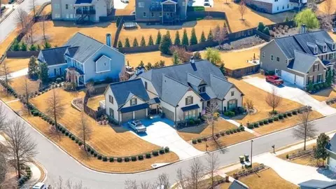3830 Williams Point Dr, Cumming, GA 30028