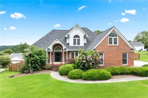 707 Overlook Dr, Winder, GA 30680