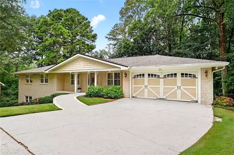 1684 Deerfield Cir, Decatur, GA 30033