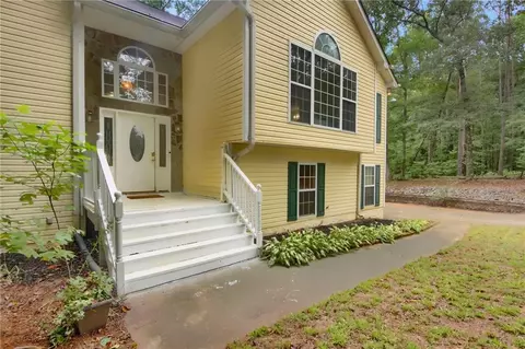 5355 Brookshire Ct, Douglasville, GA 30135