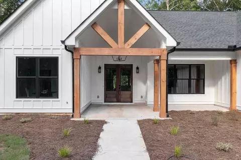 Exterior - 233 Fenner Rd, Jackson, GA 30233 photo 3 of 7