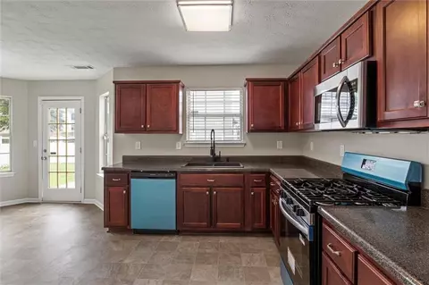 55 Timberlake Ter, Covington, GA 30016 photo 21