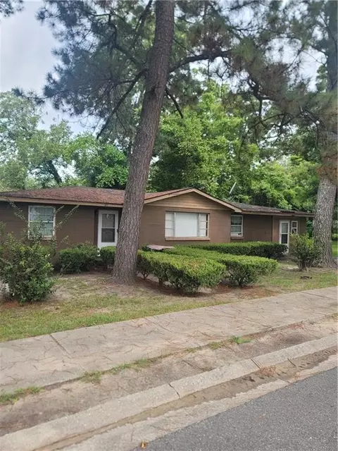 211 Thomas St, Camilla, GA 31730