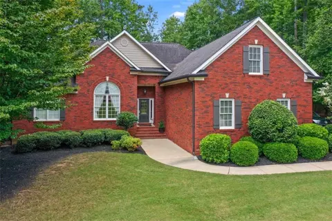 8280 Knollbrook Ln, Mcdonough, GA 30253