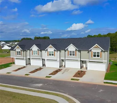 6322 Pine Ridge Pt, Lula, GA 30554