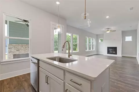 124 Ruby Robin Dr, Jefferson, GA 30549 photo 14