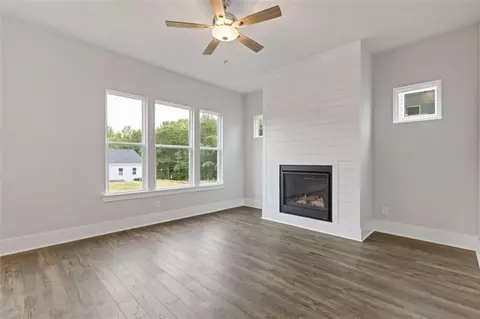 124 Ruby Robin Dr, Jefferson, GA 30549 photo 7