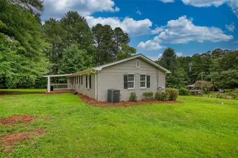 55 Sears Rd, Covington, GA 30016 photo 4