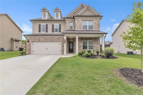 109 Logan Pass Dr, Loganville, GA 30052