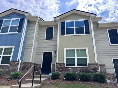 722 Keeshono St, Union City, GA 30291
