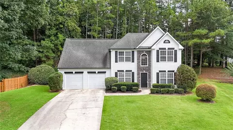 1731 Silverchase Dr, Marietta, GA 30008