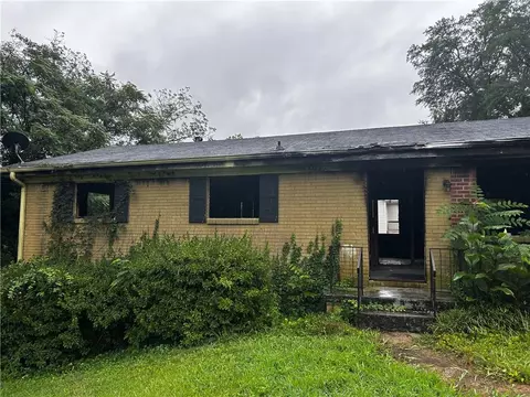2847 Mitchell Pl, Decatur, GA 30032