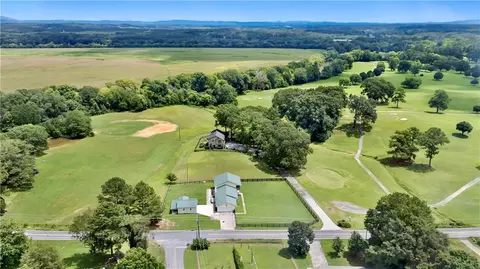 307 Craigtown Rd NE, Calhoun, GA 30701